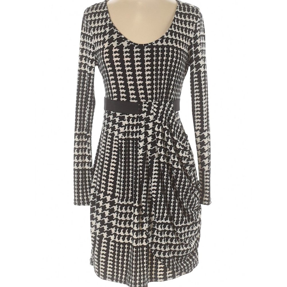 ❗️SALE❗️Daisy Fuentes Midi Dress
